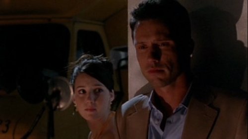 Burn Notice - S1E3: Fight or Flight