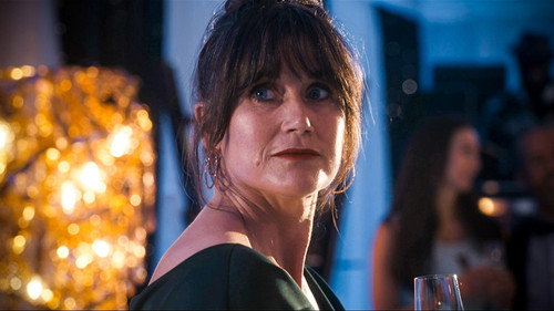 Holby City - S23E16: Episode 16