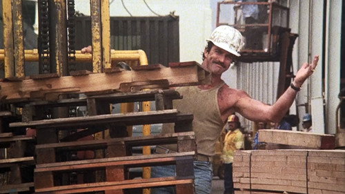 Magnum, P.I. - S1E12: Thicker than Blood