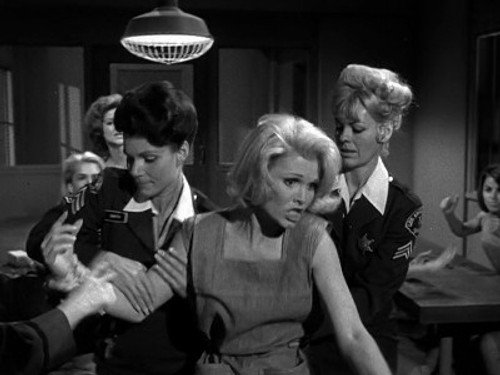 Perry Mason - S9E1: The Case of the Laughing Lady