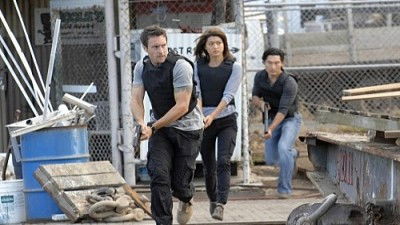 Hawaii Five-0 - S1E2: Ohana (Family)