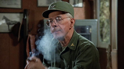 M*A*S*H - S11E11: Strange Bedfellows