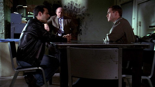 NYPD Blue - S10E8: Below the Belt