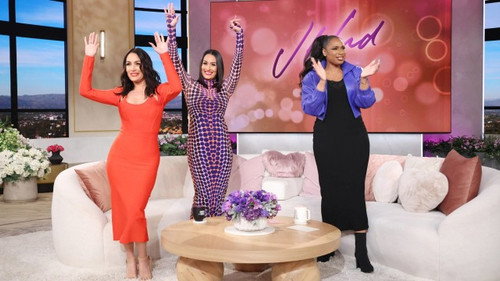 The Jennifer Hudson Show - S1E138: Nikki & Brie Bella, D.B. Woodside