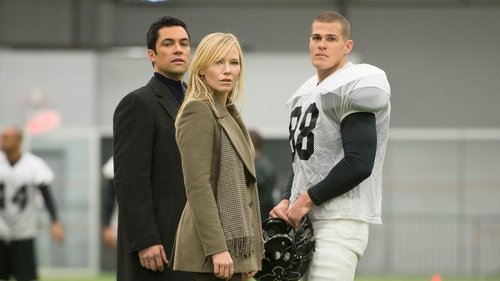 Law & Order: Special Victims Unit - S15E16: Gridiron Soldier