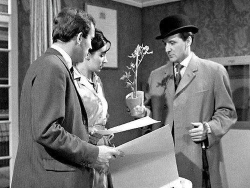The Avengers - S1E25: A Change of Bait