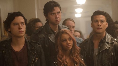 Riverdale - S2E10: Chapter Twenty-Three: The Blackboard Jungle