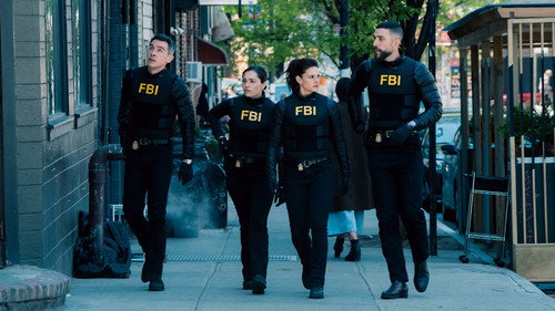 FBI - S8E22: Defector