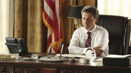 Scandal - S5E3: Paris Is Burning
