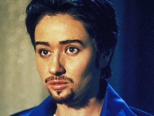 Charmed - S2E5: She's a Man, Baby, a Man!