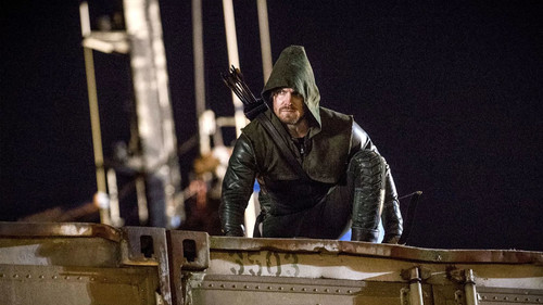 Arrow - S5E17: Kapiushon