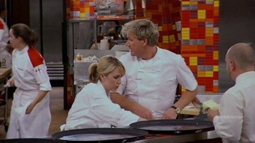 Hell's Kitchen - S10E10: 11 Chefs Compete (2)
