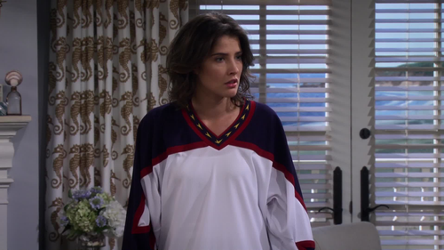 How I Met Your Mother - S9E20: Daisy