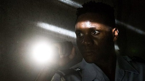 Death in Paradise - S8E6: Beyond the Shining Sea (2)