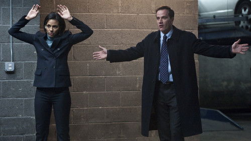 White Collar - S1E14: Out of the Box