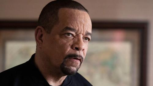 Law & Order: Special Victims Unit - S25E10: Combat Fatigue