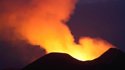 NOVA - S45E11: Volatile Earth: Volcano on the Brink