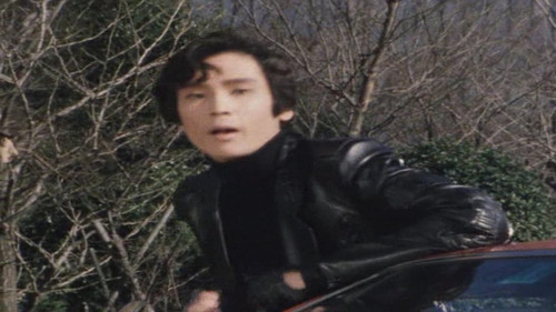 Kamen Rider - S8E16: Friend From Across the Sea!